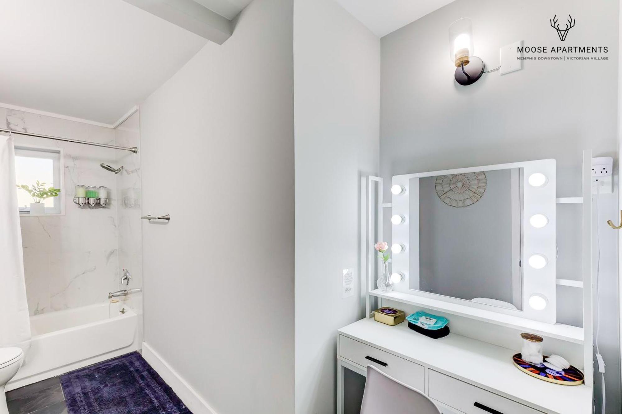 The Moose #6 - Modern Luxe Studio With Free Parking & King Bed Мемфис Экстерьер фото
